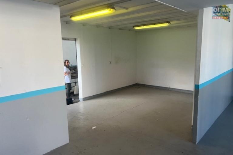 A louer local commercial de 96m2
