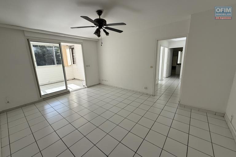 Bel appartement T3 entièrement rénové et climatisé de 78 m2 dans la résidence sécurisée les Terrasses de Bergame.