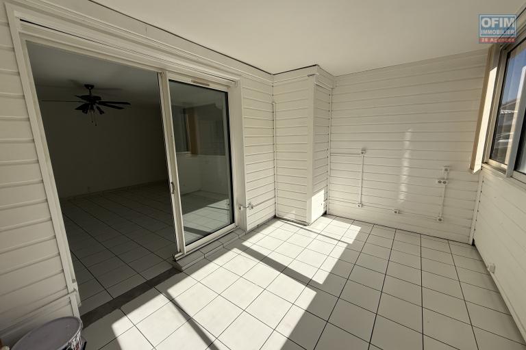 Bel appartement T3 entièrement rénové et climatisé de 78 m2 dans la résidence sécurisée les Terrasses de Bergame.