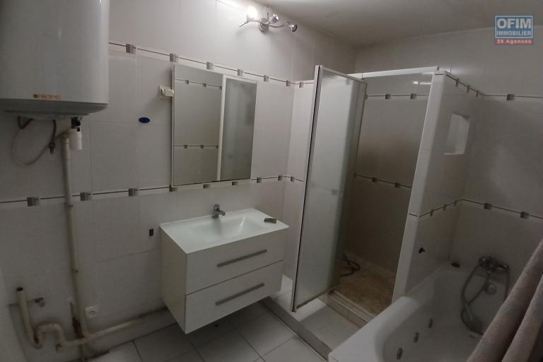 T2 bis de 61 m2 - rez-de-chaussée - libre immédiatement à Montgaillard