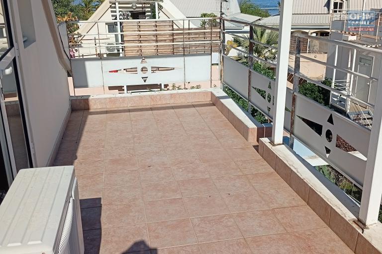 A LOUER APPARTEMENT T3 DE 78 M2 AVEC JARDIN A LA SALINE LES BAINS