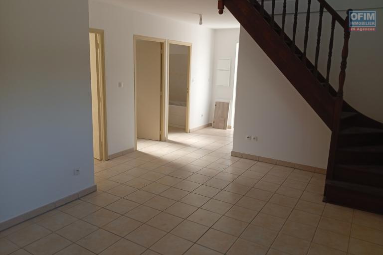 A LOUER APPARTEMENT T3 DE 78 M2 AVEC JARDIN A LA SALINE LES BAINS