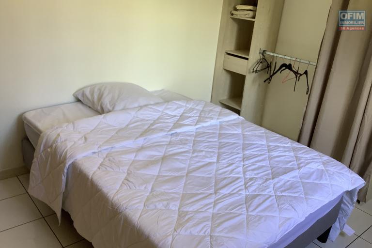 a louer a la rivi&egrave;re saint tr&egrave;s belle  villa F4 meubl&eacute;e