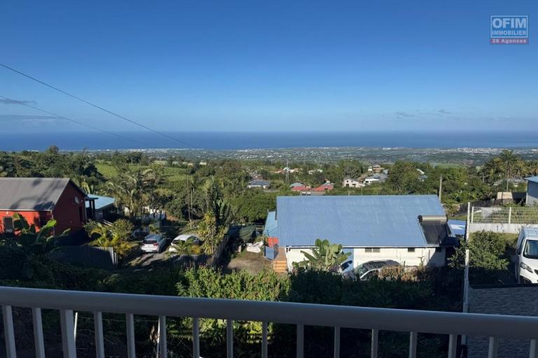 A louer magnifique villa F5 + bureau avec vue mer le Tampon Trois Mares