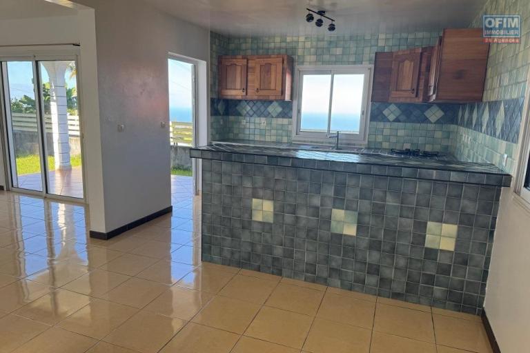 A louer magnifique villa F5 + bureau avec vue mer le Tampon Trois Mares