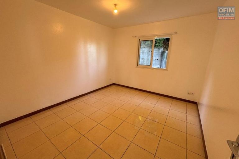 A louer magnifique villa F5 + bureau avec vue mer le Tampon Trois Mares