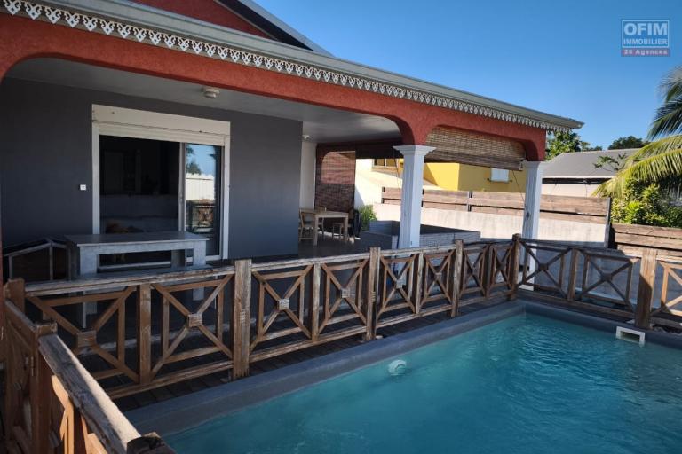 Maison familiale avec piscine à reprendre en main – La Rivière Saint-Louis
