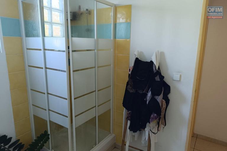  Appartement T2/3 en duplex &agrave; deux pas du centre ville du Tampon