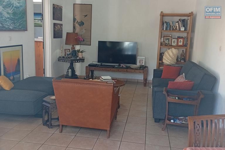 VILLA F4 avec piscine