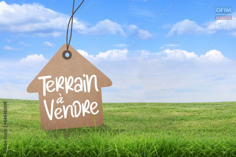 A Vendre parcelle constructible (zone UB) de 702 m2 à Saint-Benoît