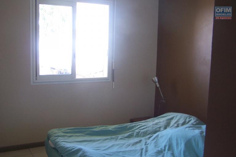 A vendre magnifique appartement de Type F2 d'environ 55 m² dans résidence avec piscine la Tampon 14 éme