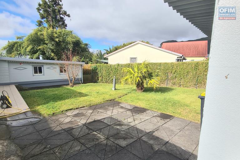 MAGNIFIQUE VILLA DE 148M2 F4/5  SITUÉE AU CALME, BEAU JARDIN ARBORÉ
