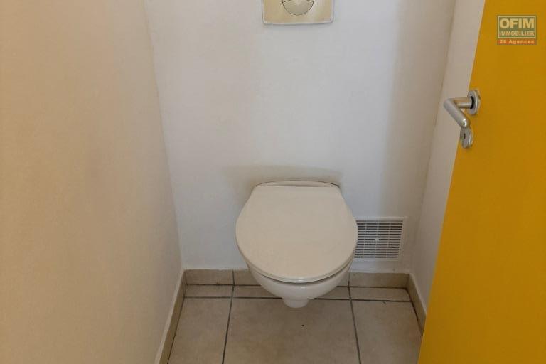 Rare et exceptionnel à vendre magnifique et grand appartement d'environ 64 m² avec terrain d'environ 100 m² au Tampon proche centre ville