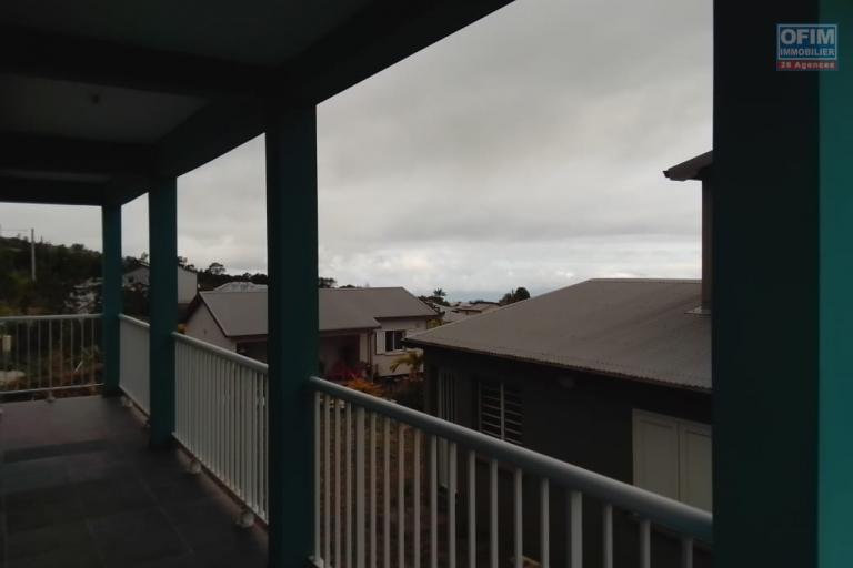 Villa F4 avec balcon vue sur la mer sur 2 étage.