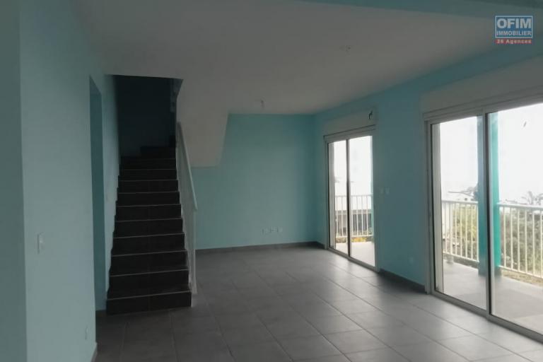 Villa F4 avec balcon vue sur la mer sur 2 étage.