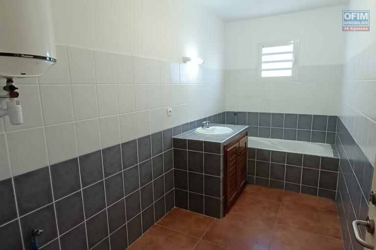 A Vendre grand T3 de 71m2 + Varangue + parking