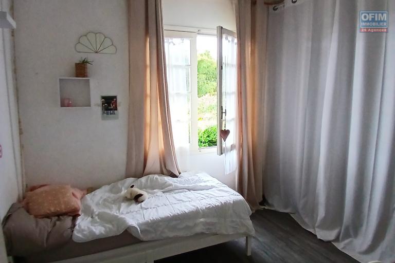 A LOUER maison de type F4 sur le Guillaume Saint-Paul à 963,21 euros!!