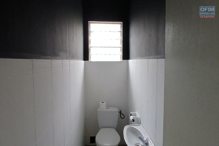 A LOUER maison de type F4 sur le Guillaume Saint-Paul à 963,21 euros!!