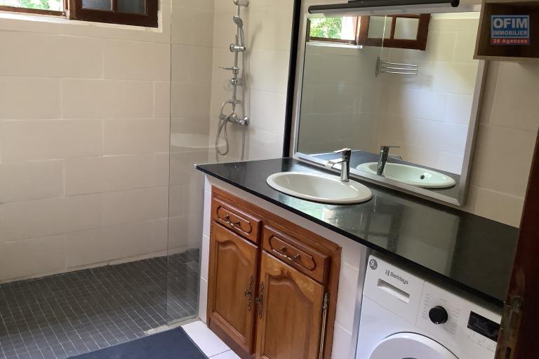 A LOUER Villa meublée F4 à LA RIVIERE SAINT LOUIS