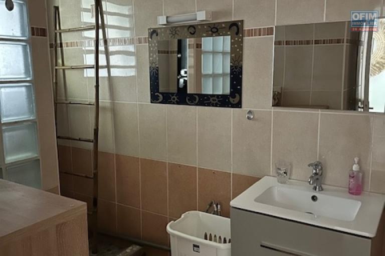 charmante villa meublé F4 à mont vert les bas