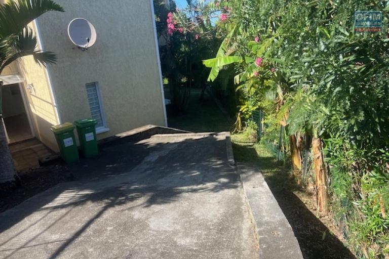 A Louer appartement de type T4 avec accès indépendant