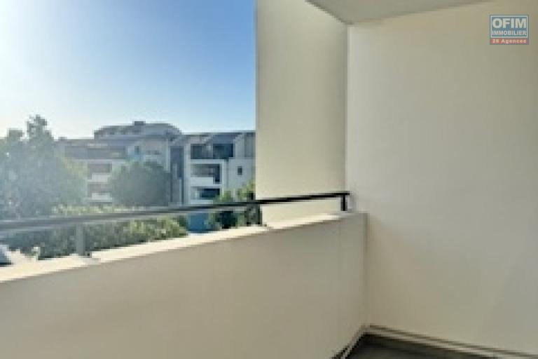 A vendre très bel appartement sur la résidence ETOILE DE MER à Sainte Clotilde.