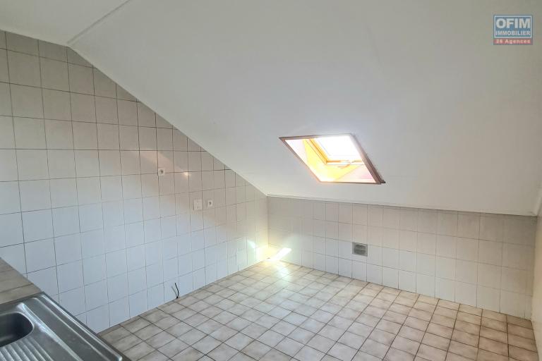  GRAND APPARTEMENT 2 CHAMBRES, CENTRE VILLE SAINTE MARIE