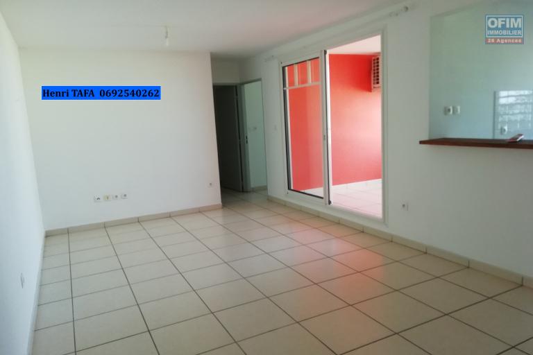 A vendre appartement de type T2 avec jardin privatif et terrasse &agrave; Saint-Joseph