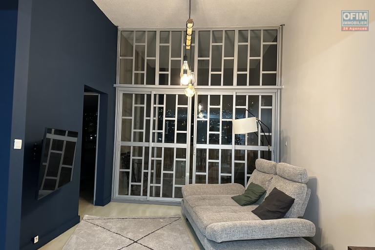 BEL APPARTEMENT MEUBLÉ, 1 CHAMBRE, BALCON, VUE DÉGAGÉE