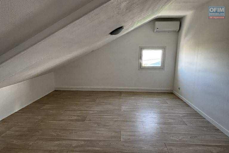 Tres belle villa f5/6 Berive Tampon