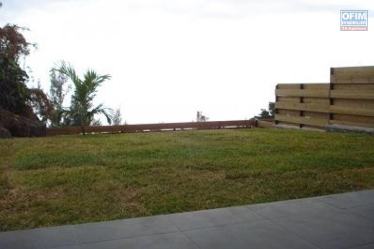 A louer charmante villa F4 sur les hauteurs de la Possession ( RAM )