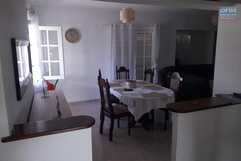 A louer appartement F4 en meublé sur le Port