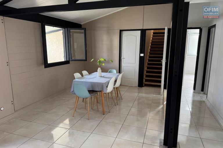 A louer jolie villa de type F4 entièrement rénovée la Plaine des Cafres