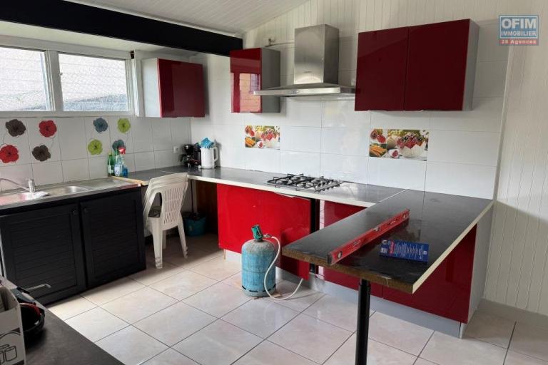 A louer jolie villa de type F4 entièrement rénovée la Plaine des Cafres