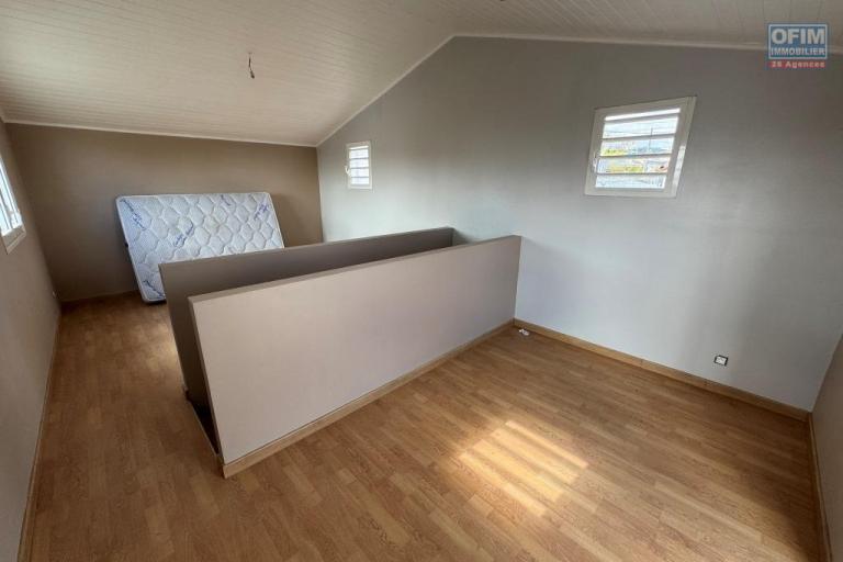 A louer jolie villa de type F4 entièrement rénovée la Plaine des Cafres
