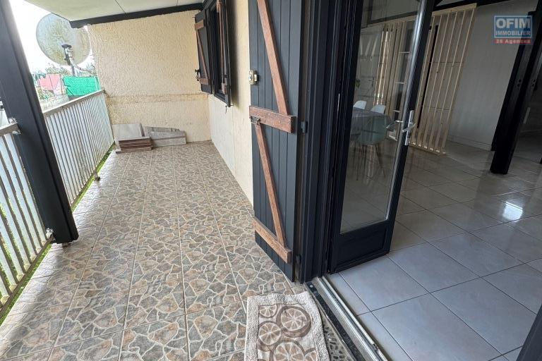 A louer jolie villa de type F4 entièrement rénovée la Plaine des Cafres