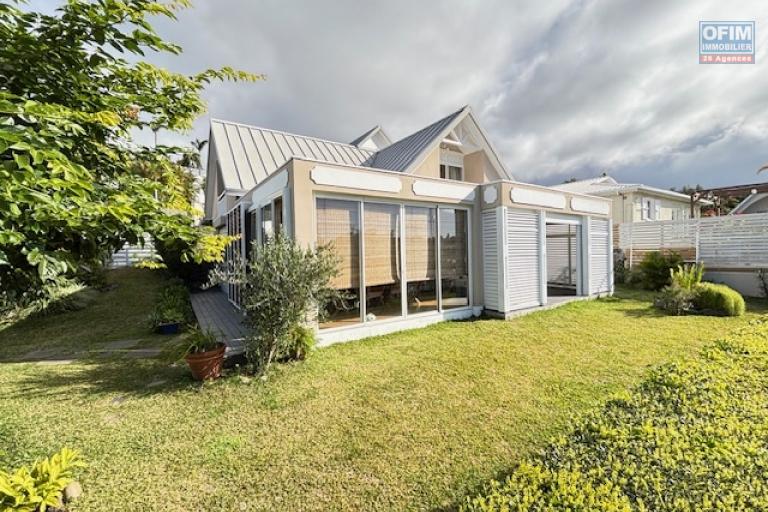 A vendre belle villa à La Montagne proche du centre et a proximité des commodités.