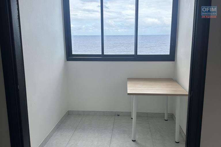 Appartement F2 Duplex d'exception Terre-Sainte