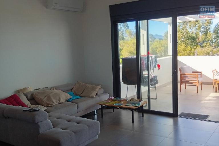 SUPERBE APPARTEMENT T4 LA SALINE LES HAUTS
