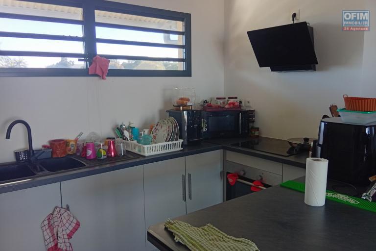 SUPERBE APPARTEMENT T4 LA SALINE LES HAUTS
