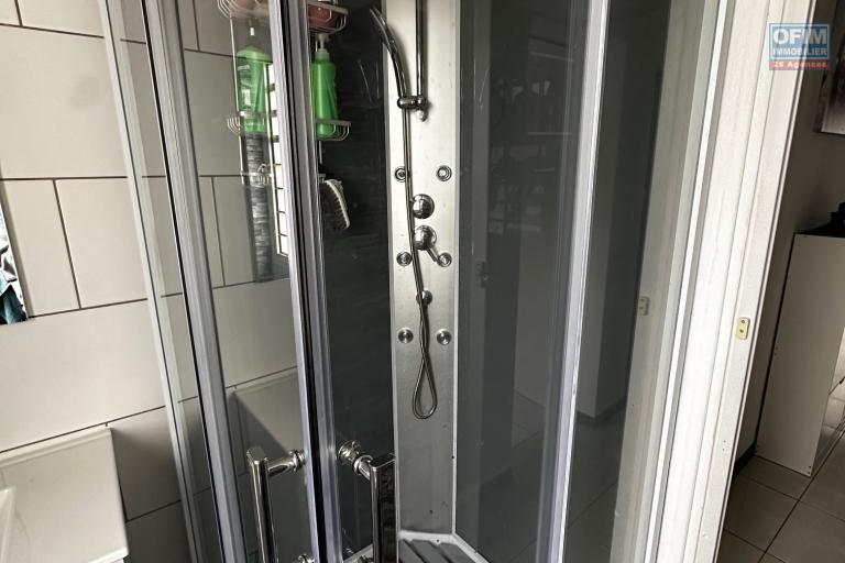 A louer à la Rivière des pluies Sainte-Marie bel appartement F3 meublé