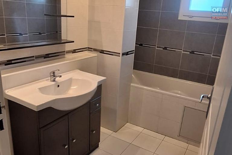 A louer appartement F3 avec jardin à Ste Marie la Convenance