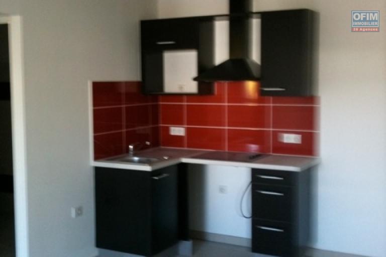 APPARTEMENT T3 Résidence Coquelicots Saint - Clotilde