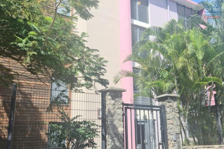 EN VENTE BEL APPARTEMENT DANS LA RÉSIDENCE LE TREGOR 1 SAINTE CLOTILDE