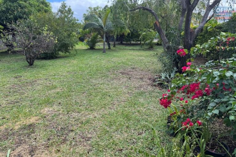 A vendre magnifique terrain de 490 m² à la Ravine des Cabris