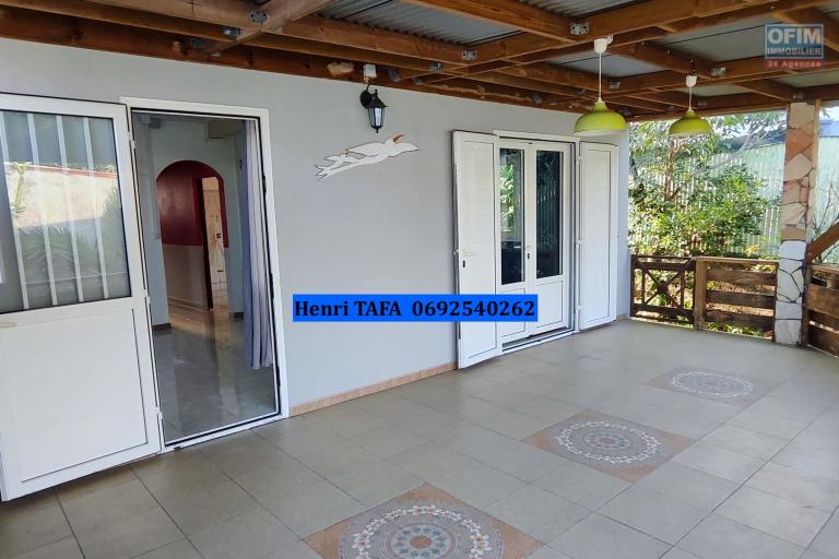MAISON F3 à Saint-Joseph (Henri TAFA 0692540262)