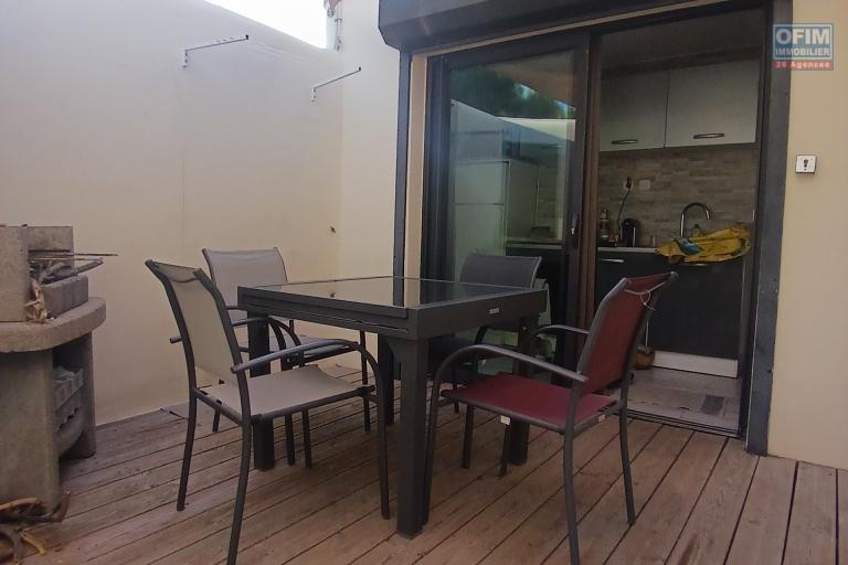 A VENDRE ensemble immobilier comprenant un T2 + STUDIO à 2 mn à pieds de la plage - SAINT-GILLES LES BAINS