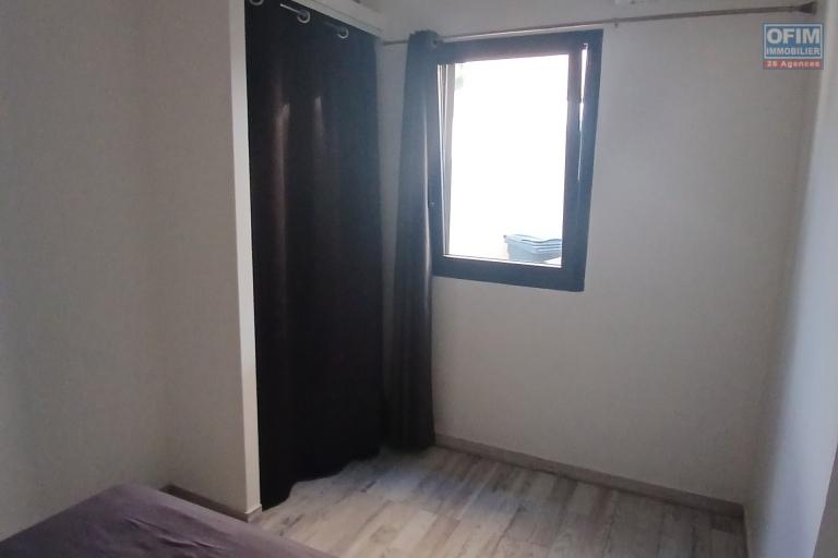 A VENDRE ensemble immobilier comprenant un T2 + STUDIO à 2 mn à pieds de la plage - SAINT-GILLES LES BAINS