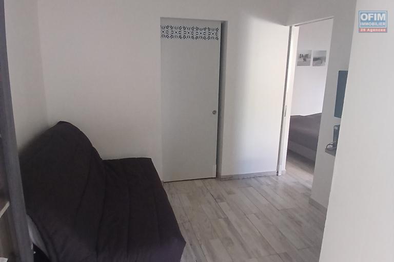 A VENDRE ensemble immobilier comprenant un T2 + STUDIO à 2 mn à pieds de la plage - SAINT-GILLES LES BAINS