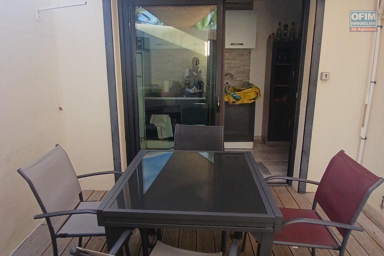 A VENDRE ensemble immobilier comprenant un T2 + STUDIO à 2 mn à pieds de la plage - SAINT-GILLES LES BAINS